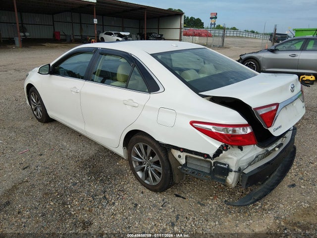 Toyota CAMRY XLE 2015 4T1BF1FK8FU891397 Image 3