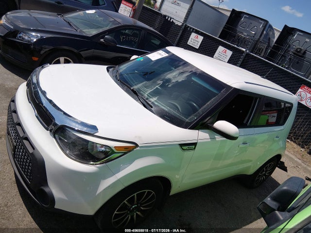 Продаж на аукціоні авто 2015 Kia Soul, vin: KNDJN2A23F7172394, номер лоту: 45658818