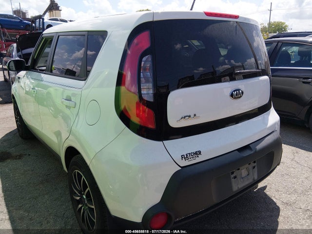 Продаж на аукціоні авто 2015 Kia Soul, vin: KNDJN2A23F7172394, номер лоту: 45658818