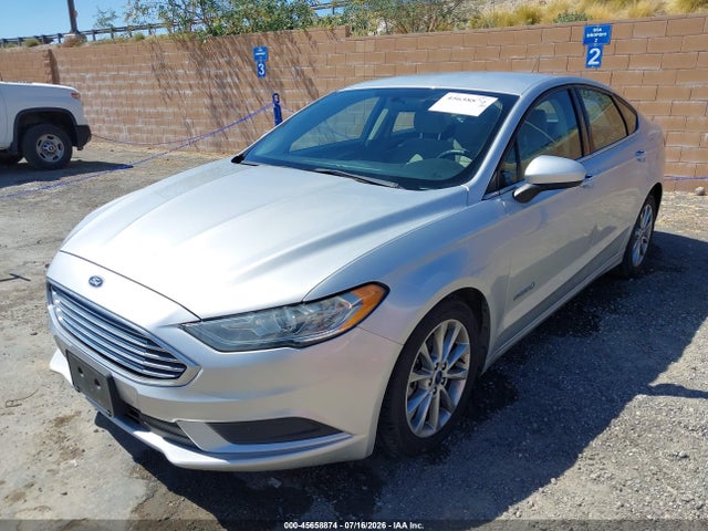 Ford Fusion Hybrid S 2017 3FA6P0UU2HR330789 Image 2