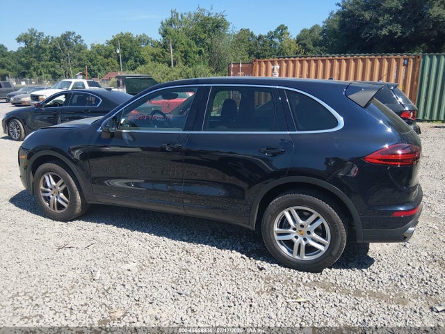 45658884 :رقم المزاد ، WP1AA2A22GKA11690 vin ، 2016 Porsche Cayenne مزاد بيع