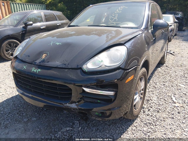 45658884 :رقم المزاد ، WP1AA2A22GKA11690 vin ، 2016 Porsche Cayenne مزاد بيع