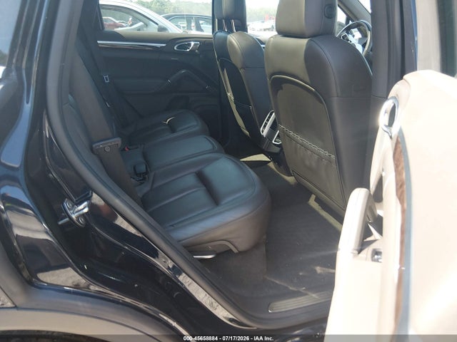 45658884 :رقم المزاد ، WP1AA2A22GKA11690 vin ، 2016 Porsche Cayenne مزاد بيع