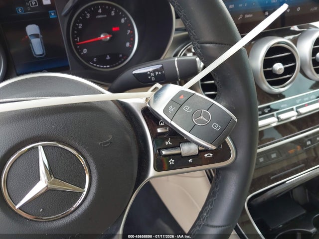 45658898 :رقم المزاد ، W1N0G8DB3NG074249 vin ، 2022 Mercedes-benz Glc 300 Suv مزاد بيع