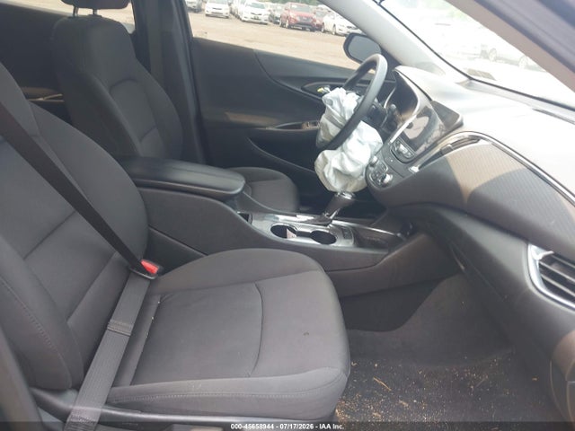 1G1ZD5ST9LF088623 Chevrolet Malibu Fwd Lt