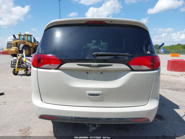 Продаж на аукціоні авто 2019 Chrysler Pacifica Touring L Plus, vin: 2C4RC1EG7KR733536, номер лоту: 45658963