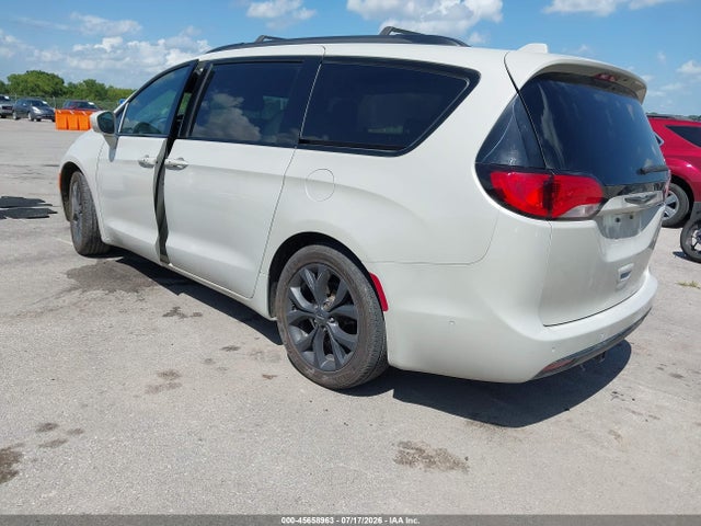 Продаж на аукціоні авто 2019 Chrysler Pacifica Touring L Plus, vin: 2C4RC1EG7KR733536, номер лоту: 45658963