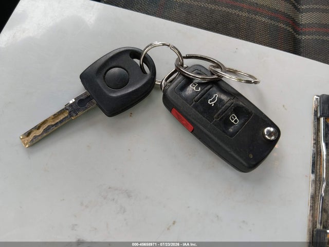 Продажа на аукционе авто 2013 Volkswagen Gti 4-door, vin: WVWHD7AJ8DW043625, номер лота: 45658971