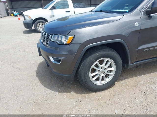 1C4RJFAG7JC381431 Jeep Grand Cherokee Laredo E 4x4