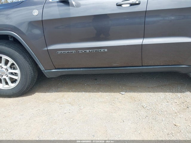1C4RJFAG7JC381431 Jeep Grand Cherokee Laredo E 4x4