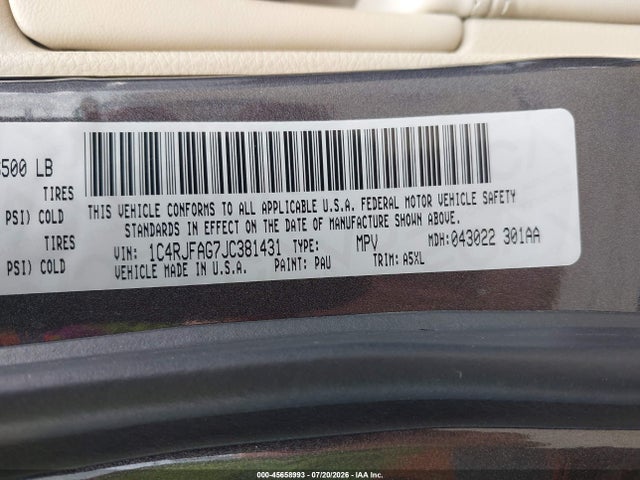 1C4RJFAG7JC381431 Jeep Grand Cherokee Laredo E 4x4