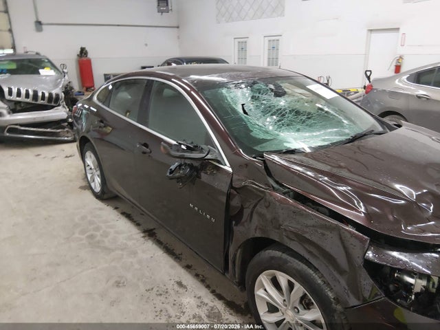 1G1ZD5ST3LF024447 Chevrolet Malibu Fwd Lt