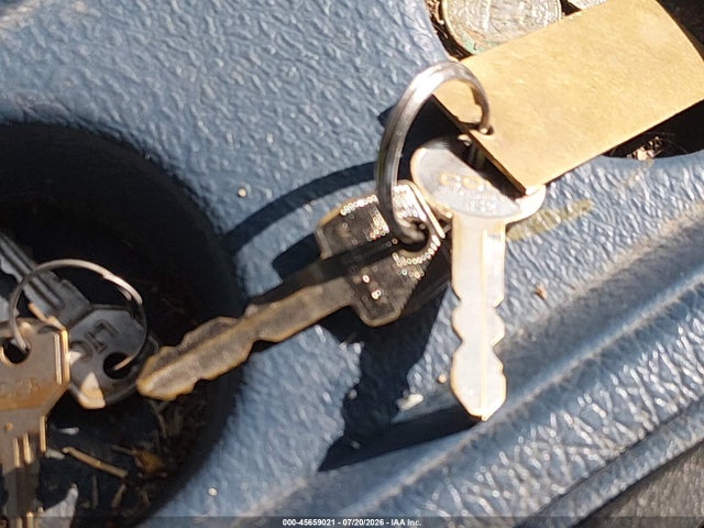 45659021 :رقم المزاد ، 1FTEX15N6HKB05444 vin ، 1987 Ford F150 مزاد بيع