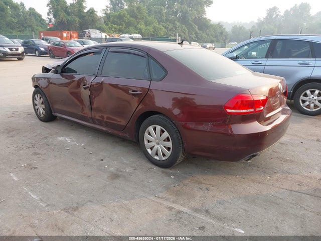 2013 Volkswagen Passat 2.5l S მანქანა იყიდება აუქციონზე, vin: 1VWAP7A30DC056071, აუქციონის ნომერი: 45659024