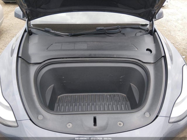 Продаж на аукціоні авто 2021 Tesla Model Y Long Range Dual Motor All-wheel Drive, vin: 5YJYGAEE5MF136656, номер лоту: 45659077