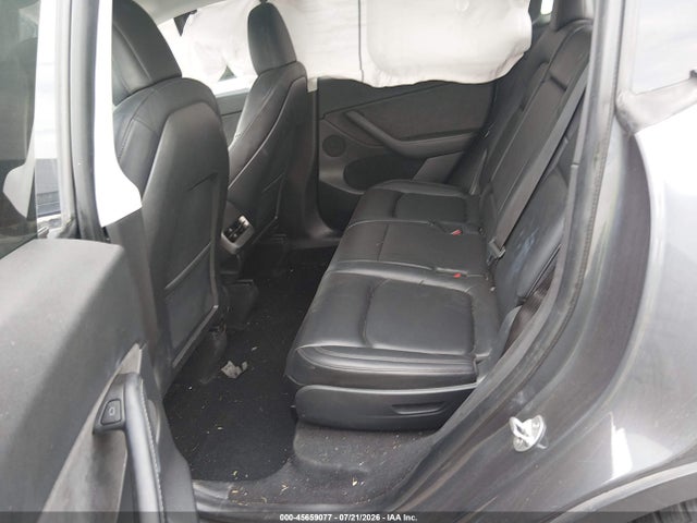 Продаж на аукціоні авто 2021 Tesla Model Y Long Range Dual Motor All-wheel Drive, vin: 5YJYGAEE5MF136656, номер лоту: 45659077