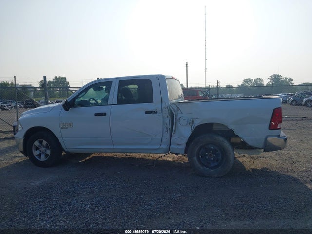Продаж на аукціоні авто 2022 Ram 1500 Classic Slt  4x4 5'7 Box, vin: 3C6RR7LG4NG375205, номер лоту: 45659079