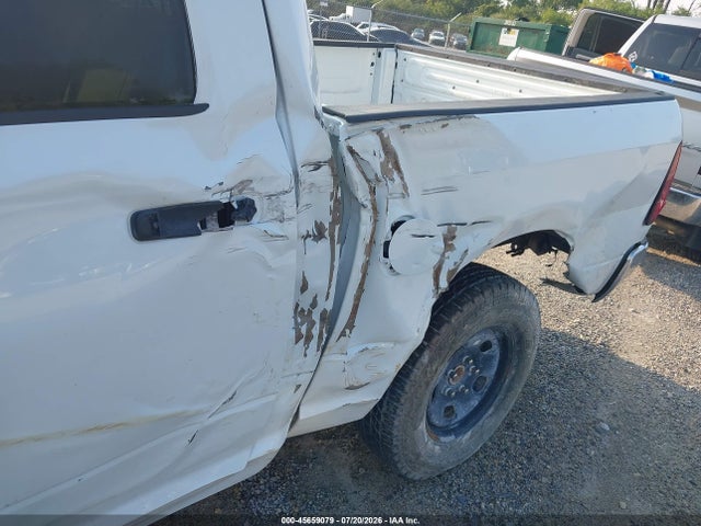Продаж на аукціоні авто 2022 Ram 1500 Classic Slt  4x4 5'7 Box, vin: 3C6RR7LG4NG375205, номер лоту: 45659079