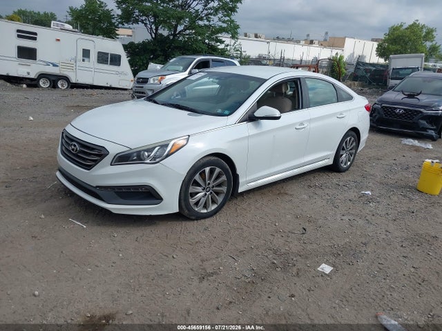 Hyundai Sonata Sport 2015 5NPE34AF3FH078436 Image 2