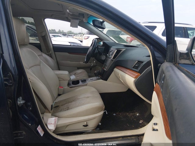 Продаж на аукціоні авто 2014 Subaru Outback 2.5i Limited, vin: 4S4BRBLC0E3212317, номер лоту: 45659264