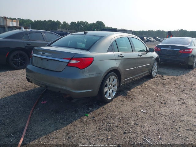 2013 Chrysler 200 Touring მანქანა იყიდება აუქციონზე, vin: 1C3CCBBB9DN656015, აუქციონის ნომერი: 45659338