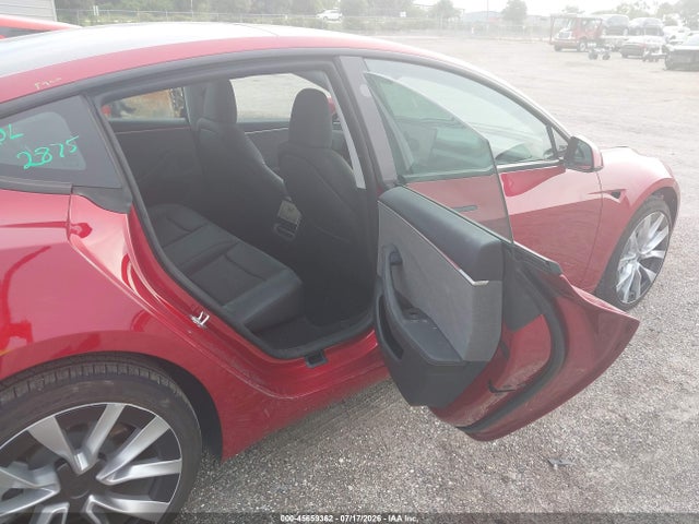 Tesla MODEL 3 2025 5YJ3E1EA1SF040405 Image 8