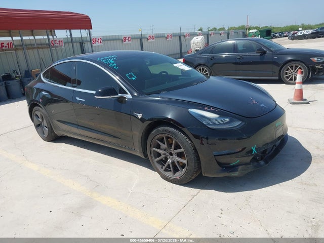 2018 Tesla Model 3 Long Range/mid Range მანქანა იყიდება აუქციონზე, vin: 5YJ3E1EA2JF044946, აუქციონის ნომერი: 45659406