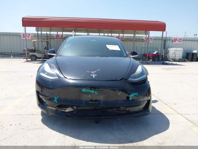 2018 Tesla Model 3 Long Range/mid Range მანქანა იყიდება აუქციონზე, vin: 5YJ3E1EA2JF044946, აუქციონის ნომერი: 45659406