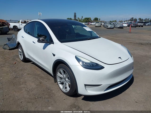 Tesla Model Y Long Range Dual Motor All-wheel Drive 2020 5YJYGDEE7LF010752 главное изображение
