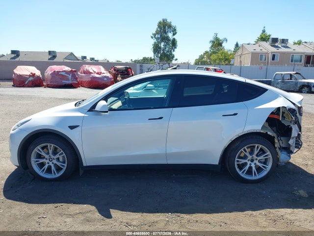 Продаж на аукціоні авто 2020 Tesla Model Y Long Range Dual Motor All-wheel Drive, vin: 5YJYGDEE7LF010752, номер лоту: 45659500