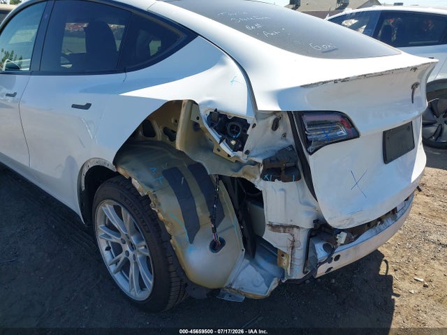 Продаж на аукціоні авто 2020 Tesla Model Y Long Range Dual Motor All-wheel Drive, vin: 5YJYGDEE7LF010752, номер лоту: 45659500