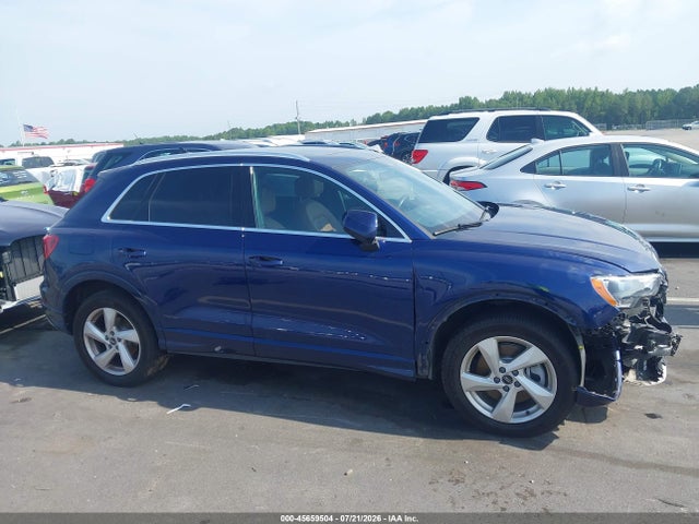 2022 Audi Q3 Premium 40 Tfsi Quattro Tiptronic მანქანა იყიდება აუქციონზე, vin: WA1AUCF3XN1093519, აუქციონის ნომერი: 45659504