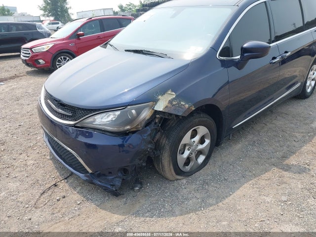 Chrysler Pacifica Touring-l Plus 2017 2C4RC1EG5HR531416 Image 6