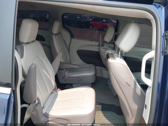 Chrysler Pacifica Touring-l Plus 2017 2C4RC1EG5HR531416 Image 8