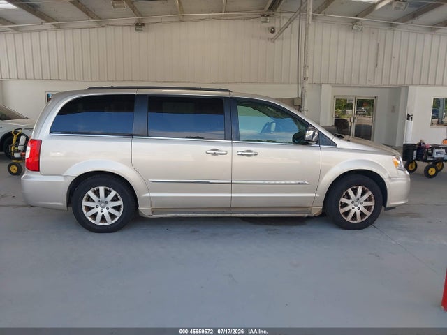 2012 Chrysler Town & Country Touring-l მანქანა იყიდება აუქციონზე, vin: 2C4RC1CG4CR237212, აუქციონის ნომერი: 45659572