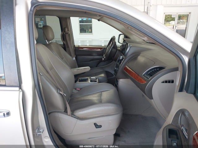 2012 Chrysler Town & Country Touring-l მანქანა იყიდება აუქციონზე, vin: 2C4RC1CG4CR237212, აუქციონის ნომერი: 45659572