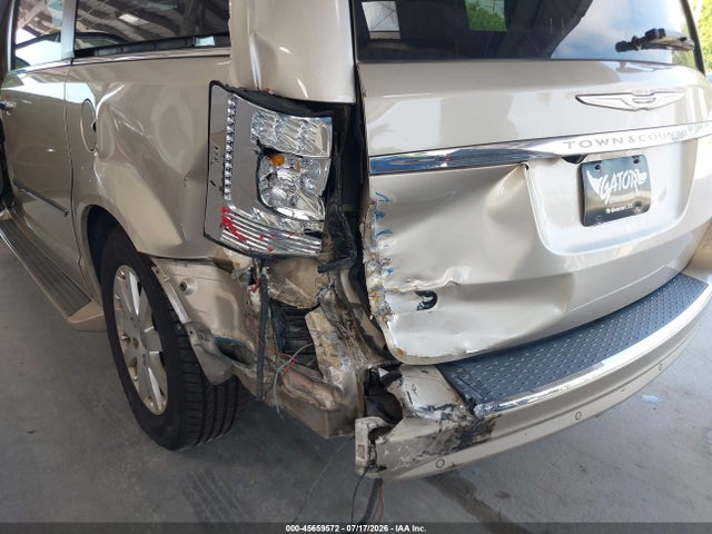 2012 Chrysler Town & Country Touring-l მანქანა იყიდება აუქციონზე, vin: 2C4RC1CG4CR237212, აუქციონის ნომერი: 45659572