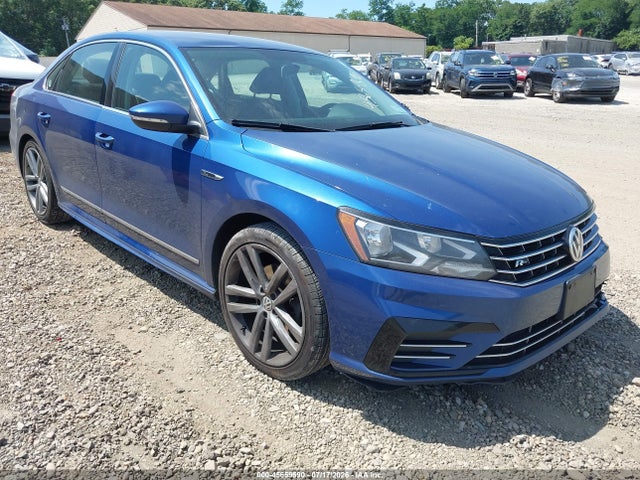 2017 Volkswagen Passat 1.8t R-line მანქანა იყიდება აუქციონზე, vin: 1VWDT7A3XHC056528, აუქციონის ნომერი: 45659590