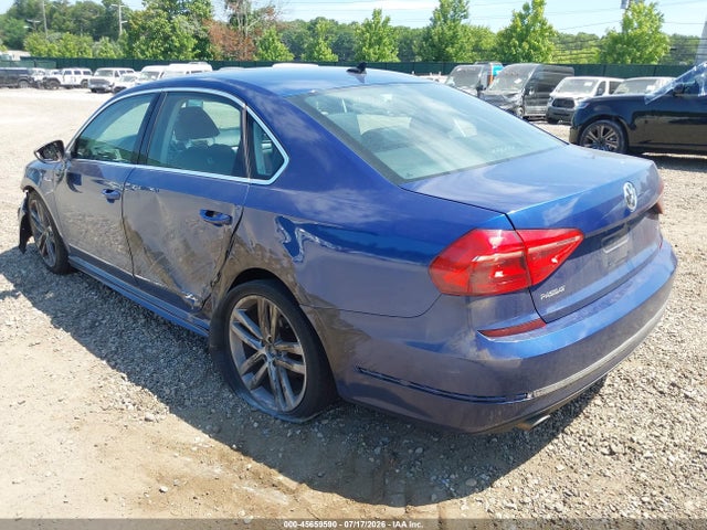 2017 Volkswagen Passat 1.8t R-line მანქანა იყიდება აუქციონზე, vin: 1VWDT7A3XHC056528, აუქციონის ნომერი: 45659590