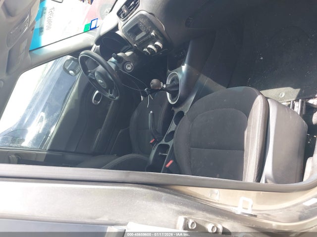 KIA Soul 2015 KNDJN2A23F7214403 Image 5