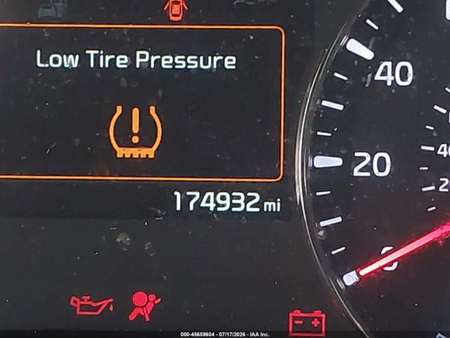45659604 :رقم المزاد ، 3KPFL4A7XJE272262 vin ، 2018 Kia Forte S مزاد بيع