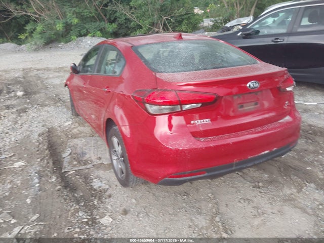 45659604 :رقم المزاد ، 3KPFL4A7XJE272262 vin ، 2018 Kia Forte S مزاد بيع