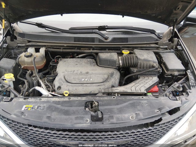 45659608 :رقم المزاد ، 2C4RC1BG4HR720031 vin ، 2017 Chrysler Pacifica Touring-l مزاد بيع