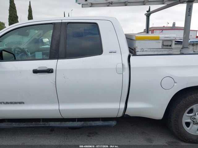 5TFRY5F17KX247488 Toyota Tundra Sr5 5.7l V8