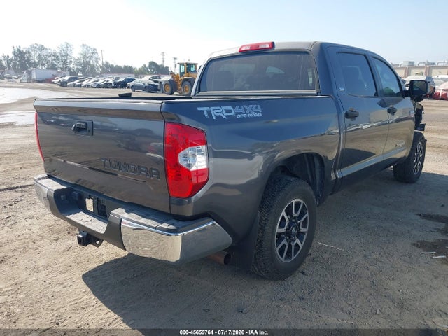 5TFDY5F13HX657031 Toyota Tundra Sr5 5.7l V8
