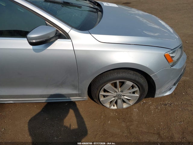 3VWD67AJ5GM350681 Volkswagen Jetta 1.4t Se