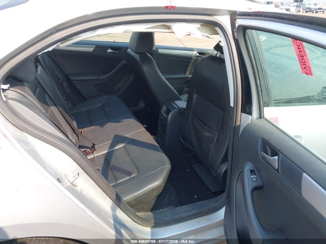 3VWD67AJ5GM350681 Volkswagen Jetta 1.4t Se