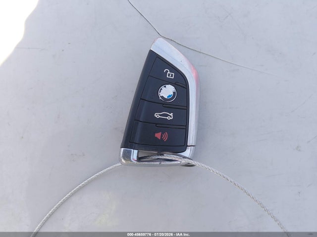 Продажа на аукционе авто 2015 Bmw X5 Xdrive35i, vin: 5UXKR0C58F0K56559, номер лота: 45659776