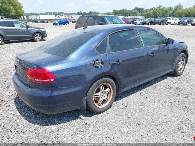 2014 Volkswagen Passat 1.8t S მანქანა იყიდება აუქციონზე, vin: 1VWAS7A30EC042185, აუქციონის ნომერი: 45659792