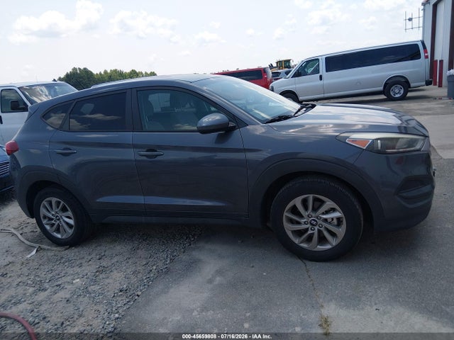 Hyundai TUCSON SE 2018 KM8J2CA45JU655116 Image 13